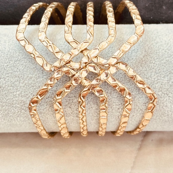 2/$20 Gold Tone Wide Bangle Bracelet w/Textured Design & Hinge Vintage - Picture 2 of 11